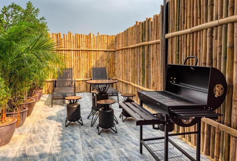 اتاق لوکس با بالکن, Lemon Loft Boutique Room