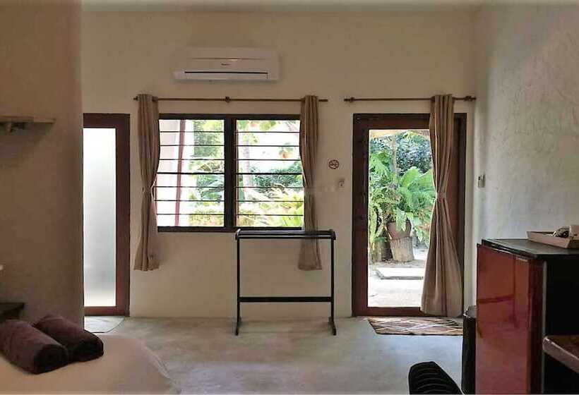 اتاق استاندارد, Fern House Retreat