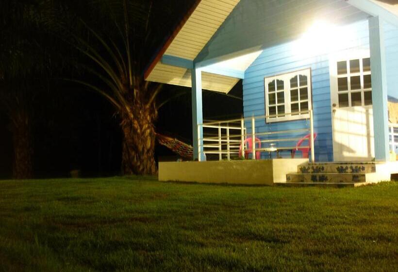 اتاق لوکس با بالکن, Maneemudjalin Resorts Farm Stay