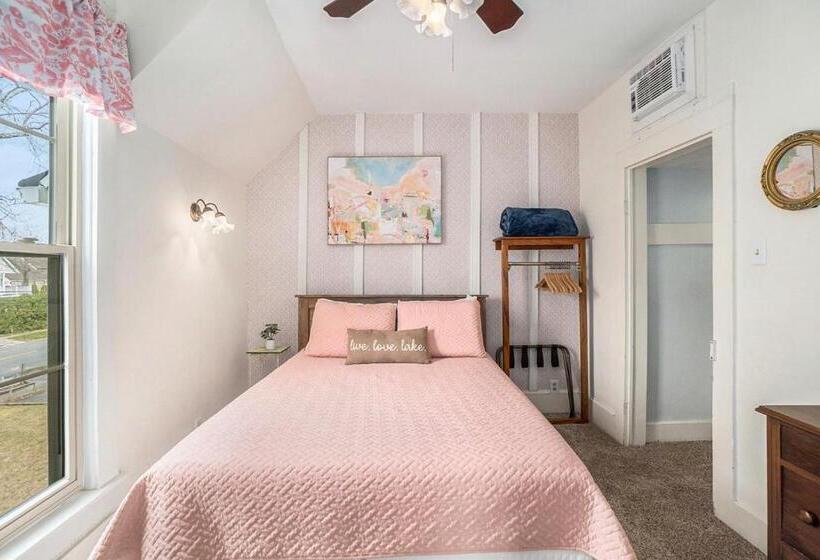 Четырехместный Номер Стандарт, Waters View Inn