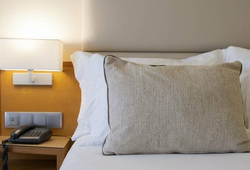 اتاق استاندارد, The Azoriani Boutique, Ascend Hotel Collection