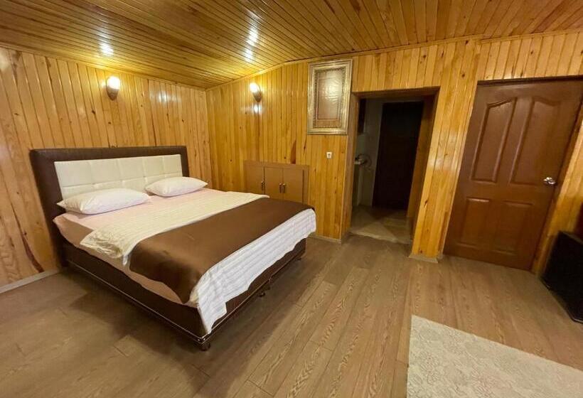 سوئیت با تخت بزرگ, Ozkan Otel