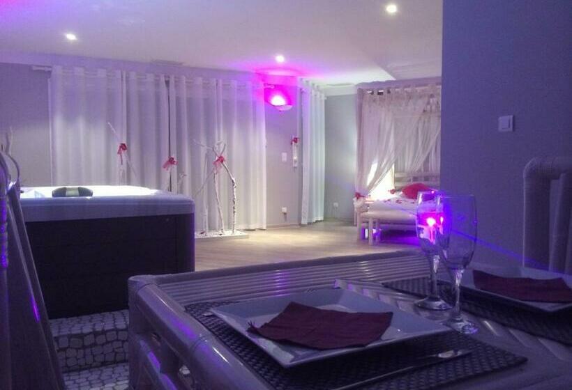سوئیت با وان آب گرم, La Paillote Exotique Spa