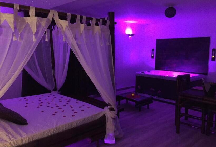 سوئیت با وان آب گرم, La Paillote Exotique Spa
