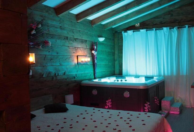 سوئیت با وان آب گرم, La Paillote Exotique Spa