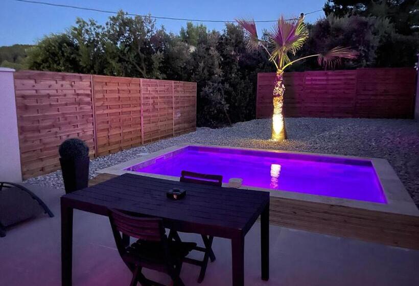 سوئیت با وان آب گرم, La Paillote Exotique Spa