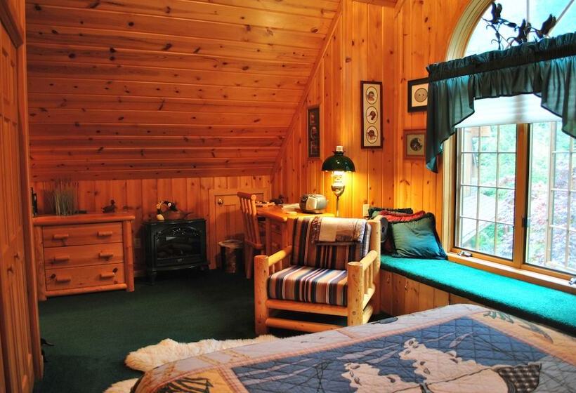 Люкс Premium 2 Спальни, Horton Creek Inn B&b