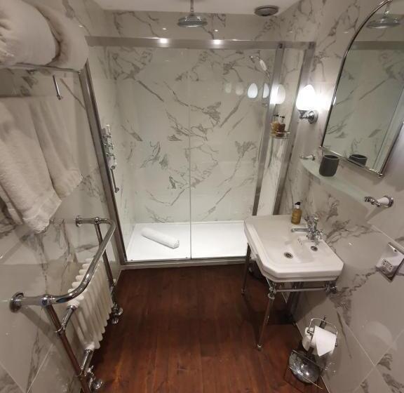 חדר דחוקס עם מיטת קינג, Belle Vue Guest House