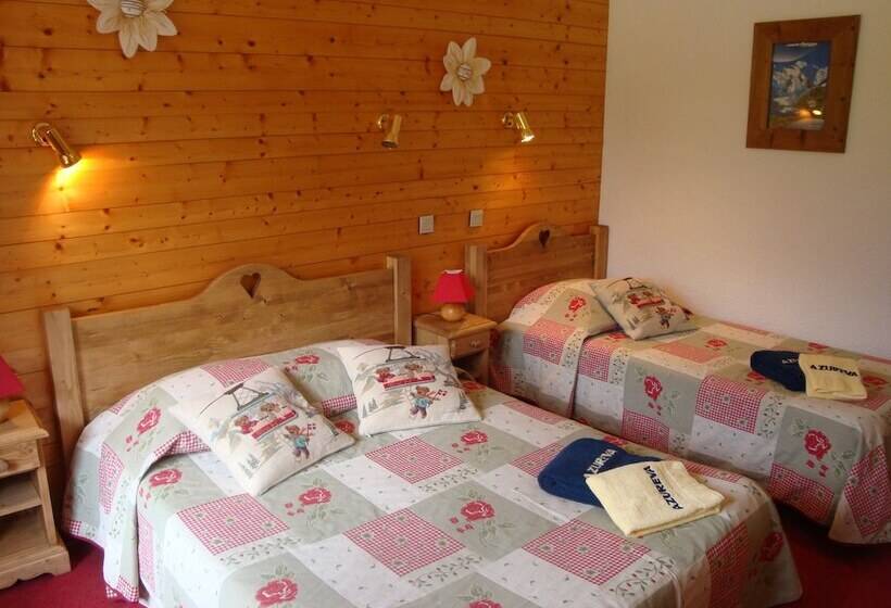 اتاق استاندارد سه نفره, Azureva La Clusaz Les Confins
