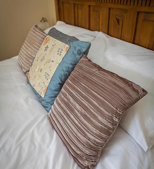 اتاق استاندارد با چشم‌انداز باغ, Stoodleigh Court Coach House