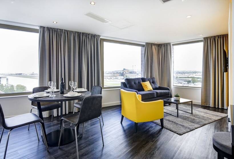 침실 1개 아파트, Dockside Apartments At Excel