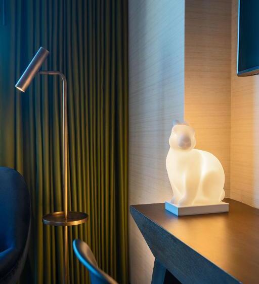 اتاق استاندارد با تخت بزرگ, Renaissance New York Chelsea