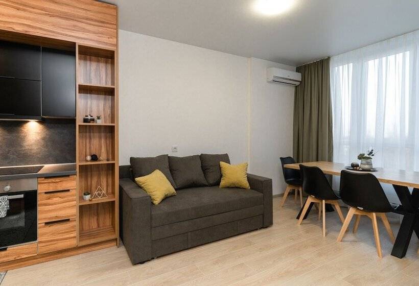 آپارتمان لوکس 1 خوابه, Nyvky Residence