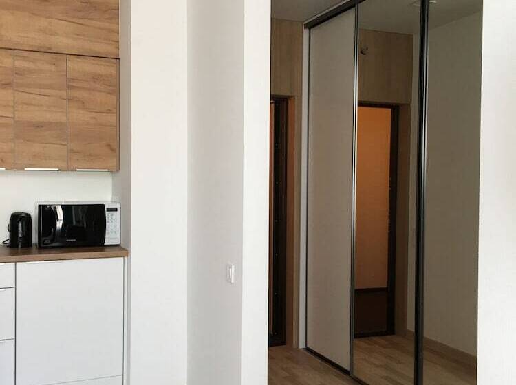 استودیوی استاندارد, Nyvky Residence