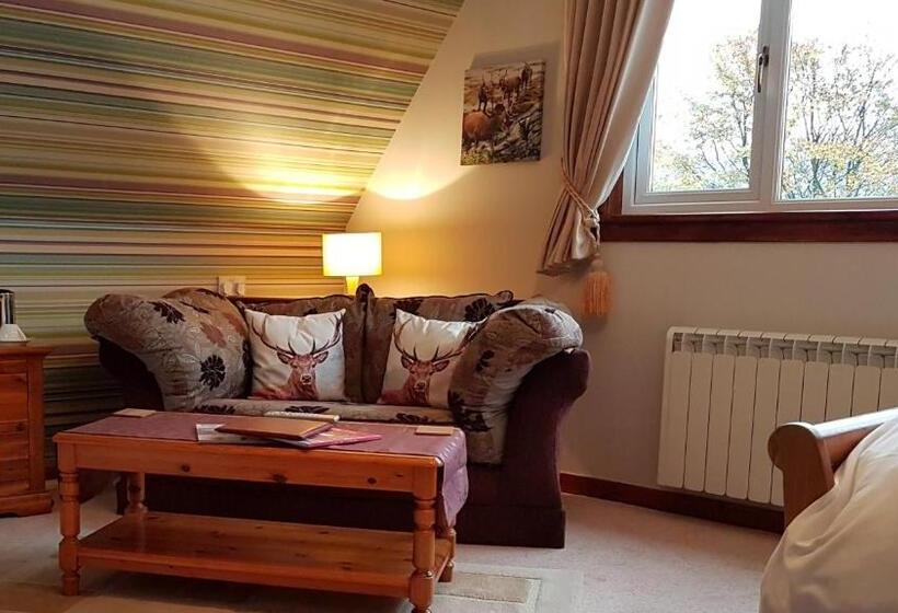 Номер Deluxe Вид на Море, Lochview Guest House