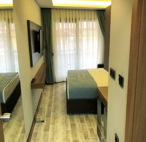 اتاق استاندارد با چشم‌انداز کوهستان, Onal Motel