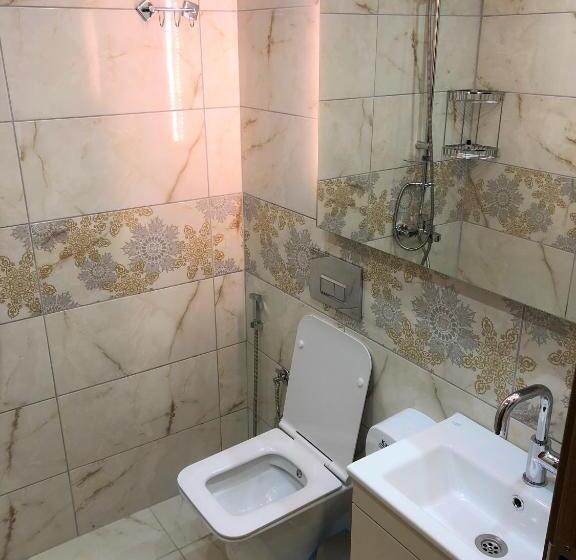 اتاق استاندارد سه نفره, Onal Motel