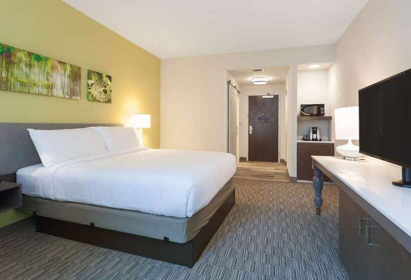 스탠다드 룸 킹사이즈 침대, Doubletree By Hilton Afyonkarahisar