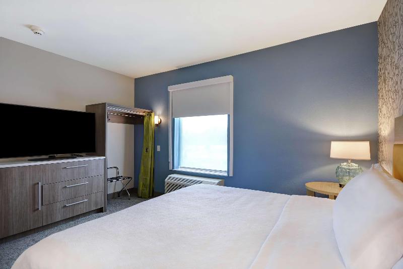 מיטת קינג בסוויטה, Home2 Suites By Hilton Dayton South