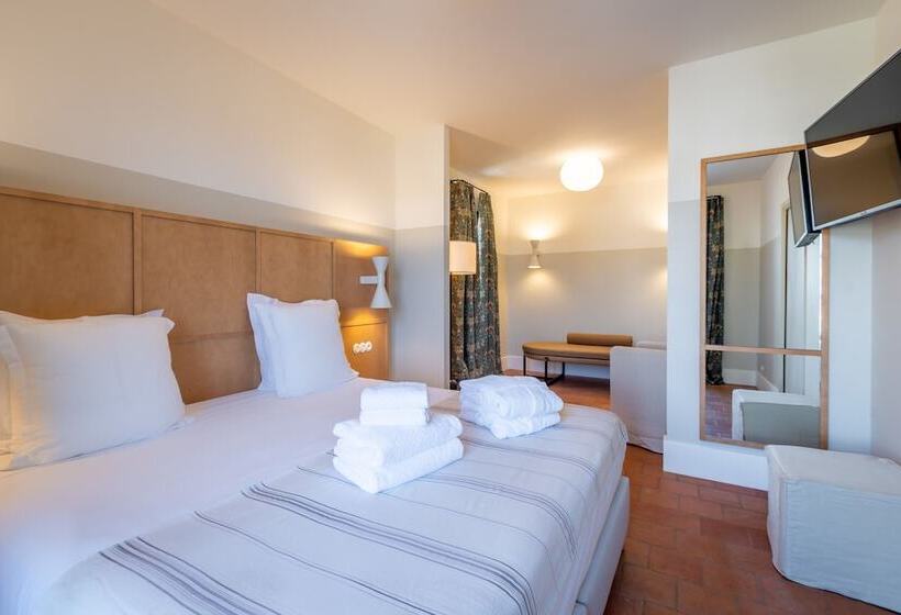 Номер Престиж, Hôtel Restaurant Villa Joséphine