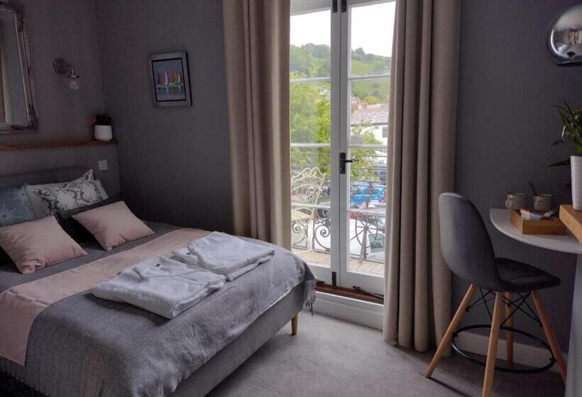 Номер Стандарт с Балконом, Millpool House
