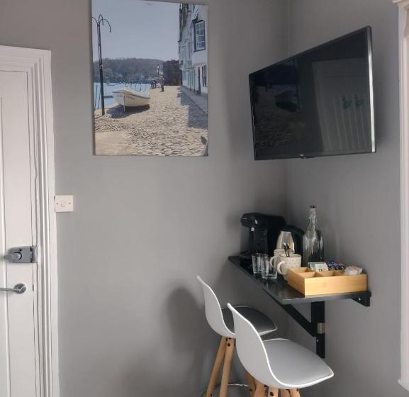 Quarto Deluxe, Millpool House