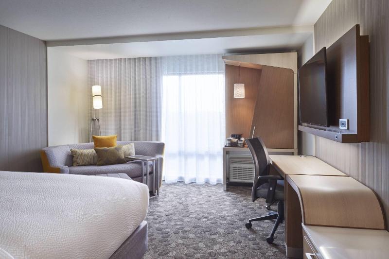 Стандартный Номер Кровать Кинг, Courtyard By Marriott Jackson