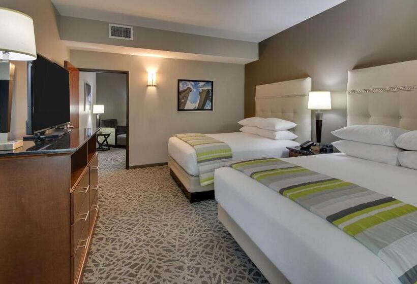 سوییت, Drury Plaza Hotel Dallas Richardson