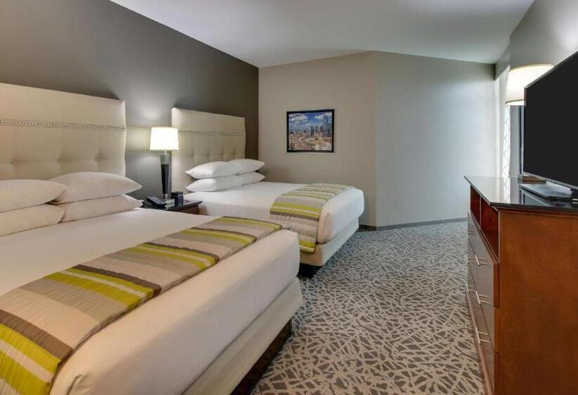 سوییت, Drury Plaza Hotel Dallas Richardson