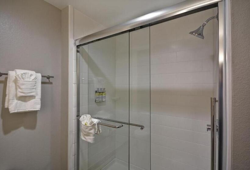 Люкс Адаптированный для Инвалидов, Holiday Inn Express & Suites   Houston Nasa   Boardwalk Area, An Ihg