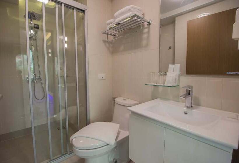 Quarto Estandar, Justice