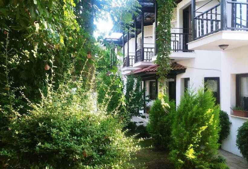 اتاق استاندارد با چشم‌انداز باغ, Nehir Dalyan Boutique Otel