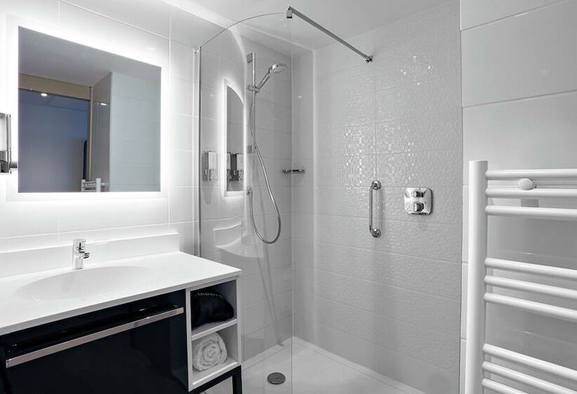חדר משפחתי, Hampton By Hilton Toulouse Airport