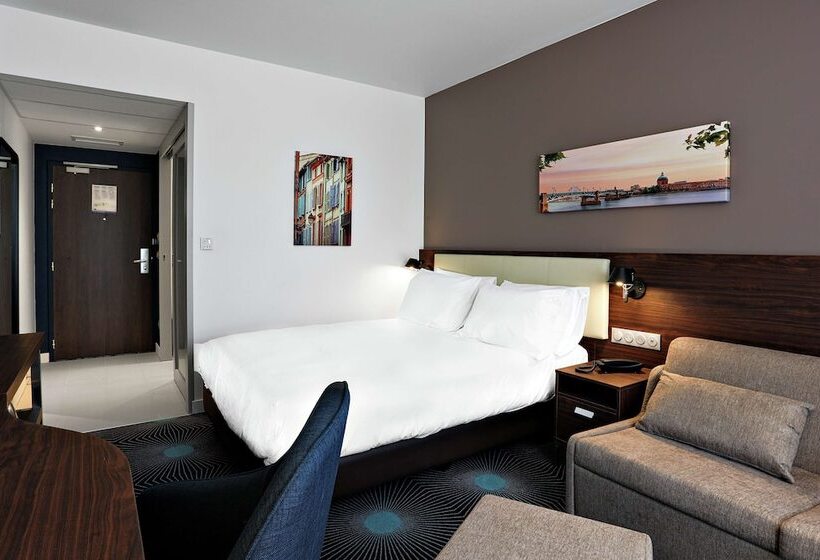 חדר משפחתי, Hampton By Hilton Toulouse Airport