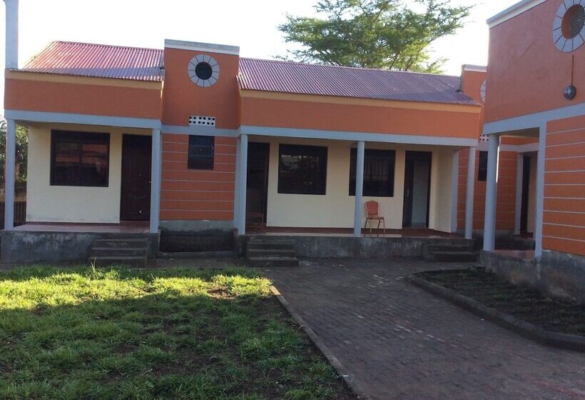 اتاق لوکس, Tita Tourist Resort