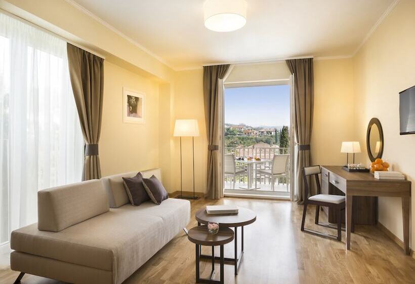 سوییت, Remisens Casa Rosa   Hotel Metropol Annexe