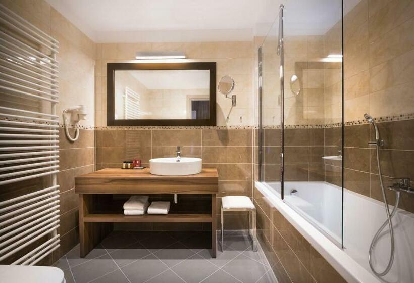 اتاق راحتی با چشم‌انداز دریا, Remisens Casa Rosa   Hotel Metropol Annexe