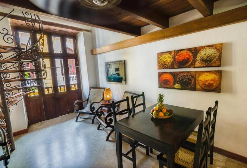 آپارتمان 3 خوابه, Casa Cordoba Román