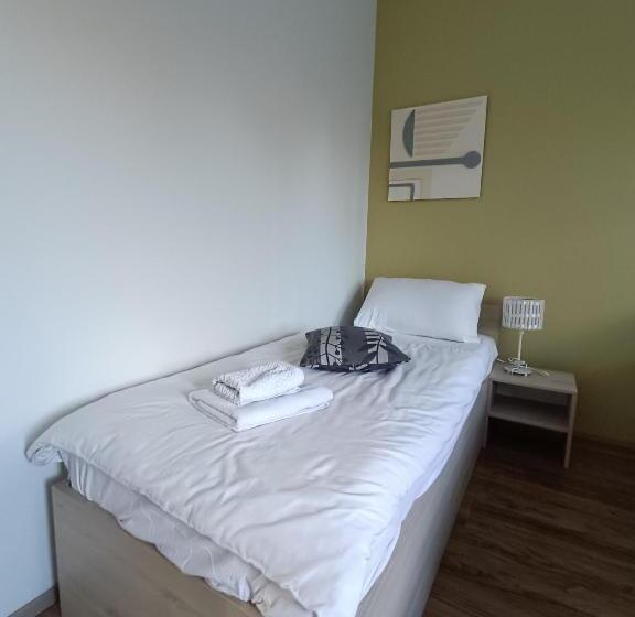 اتاق اکونومی, Guesthouse Stari Jasen
