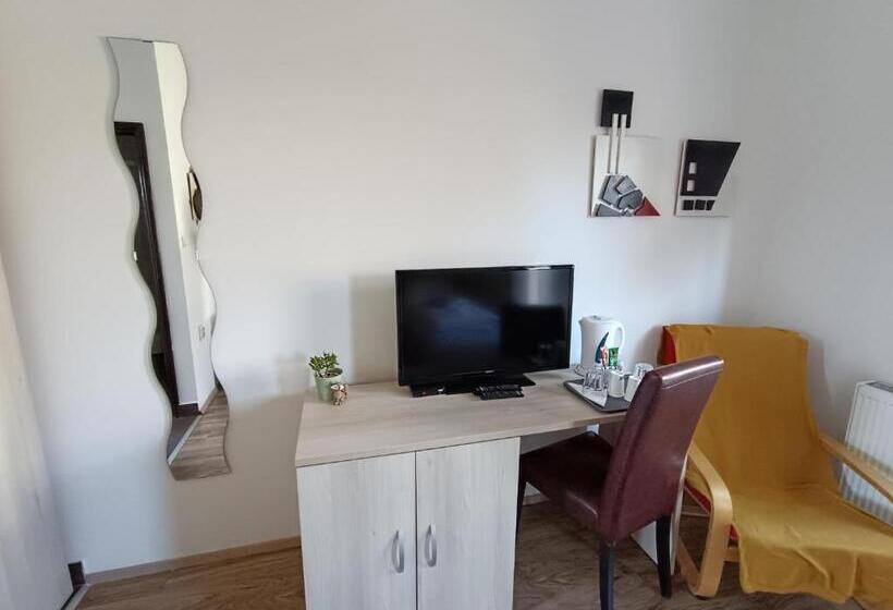 اتاق اکونومی, Guesthouse Stari Jasen