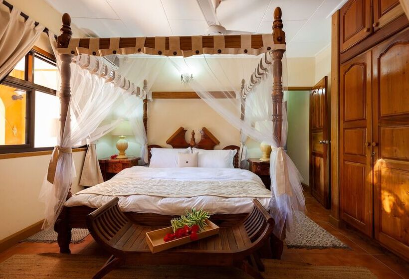 اتاق خانوادگی با چشم‌انداز باغ, Oceane Self Catering