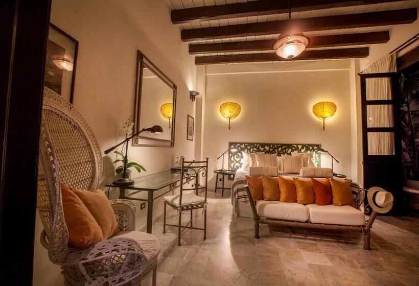 سوییت با چشم‌انداز استخر, Casa De Alba Hotel Boutique