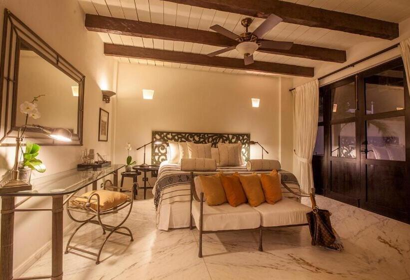 سوییت لوکس, Casa De Alba Hotel Boutique