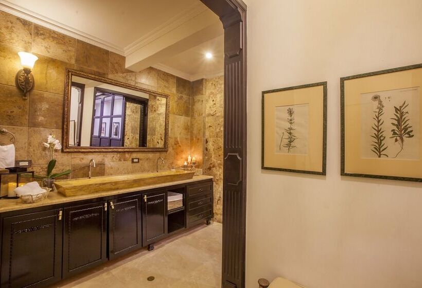 سوییت با چشم‌انداز استخر, Casa De Alba Hotel Boutique