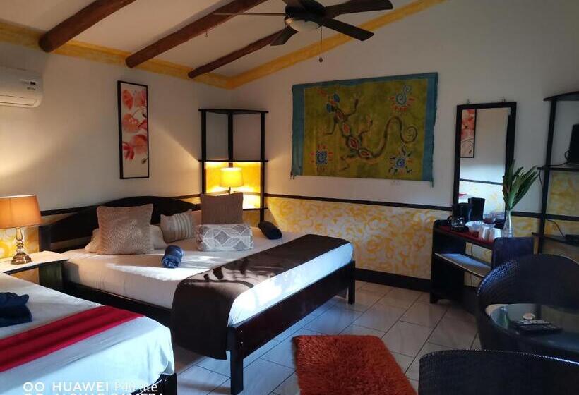اتاق استاندارد سه نفره, Belvedere Playa Samara Costa Rica