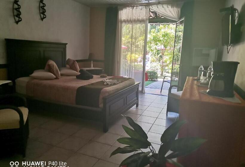 اتاق لوکس, Belvedere Playa Samara Costa Rica
