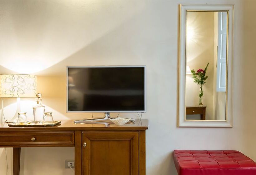 اتاق استاندارد سه نفره, Relais Dei Mercanti B&b And Suites