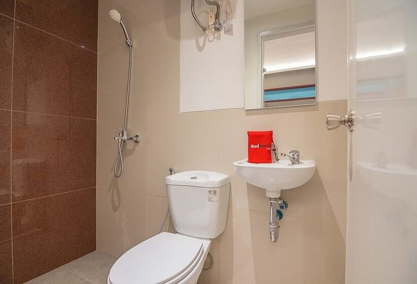 Номер Стандарт, Reddoorz Near Taman Rejomulyo