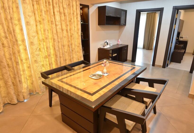 Люкс Адаптированный для Инвалидов, Casa In Luxury Suites