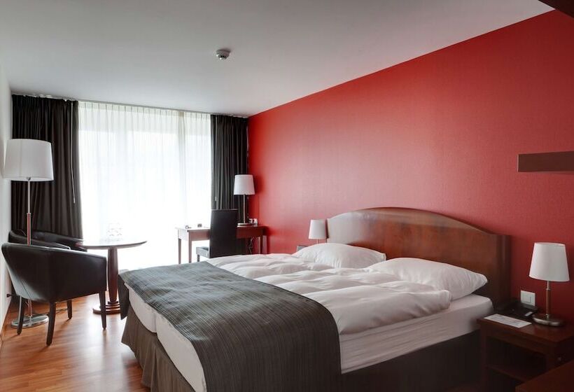 Номер Executive, Hôtel Rallye & Entrées Aux Bains De La Gruyère